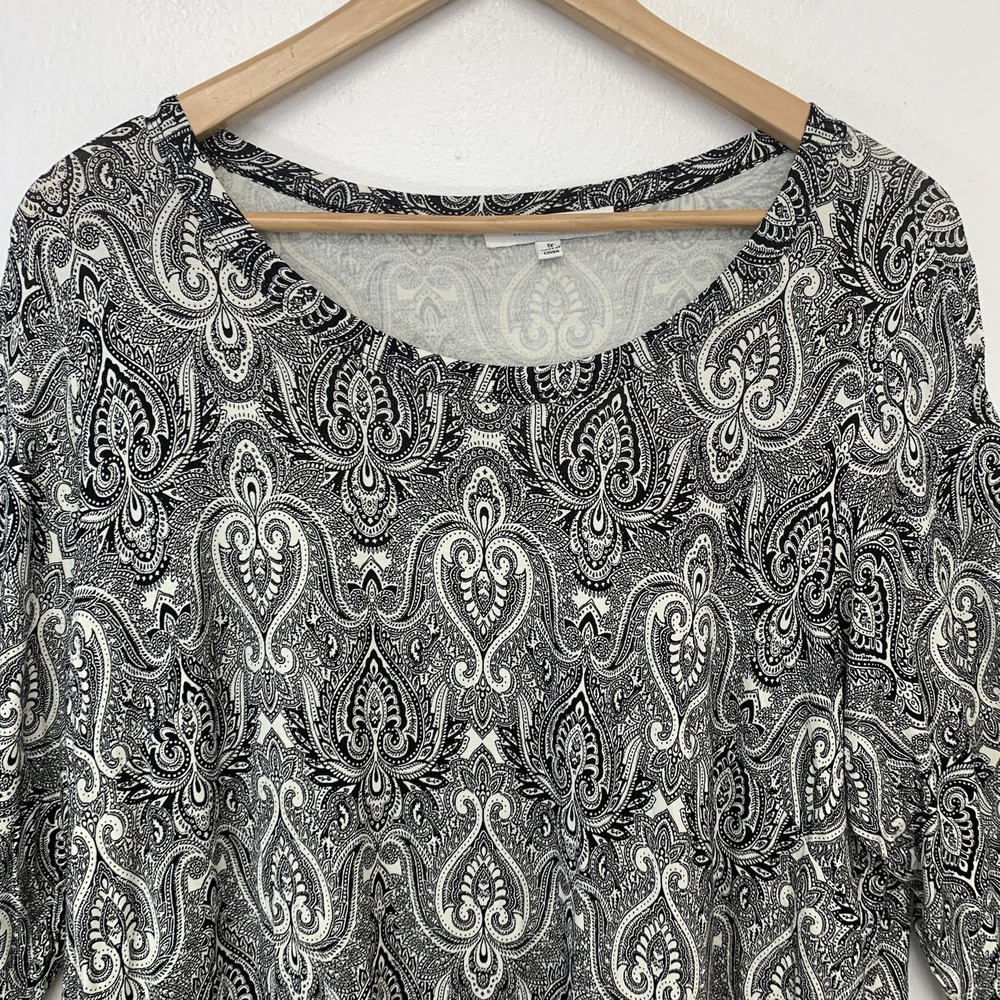 Rose & Olive Blouse 1X Pull Over Printed  Stretch 3/4 Sleeve Classic Office Work - Picture 2 of 9